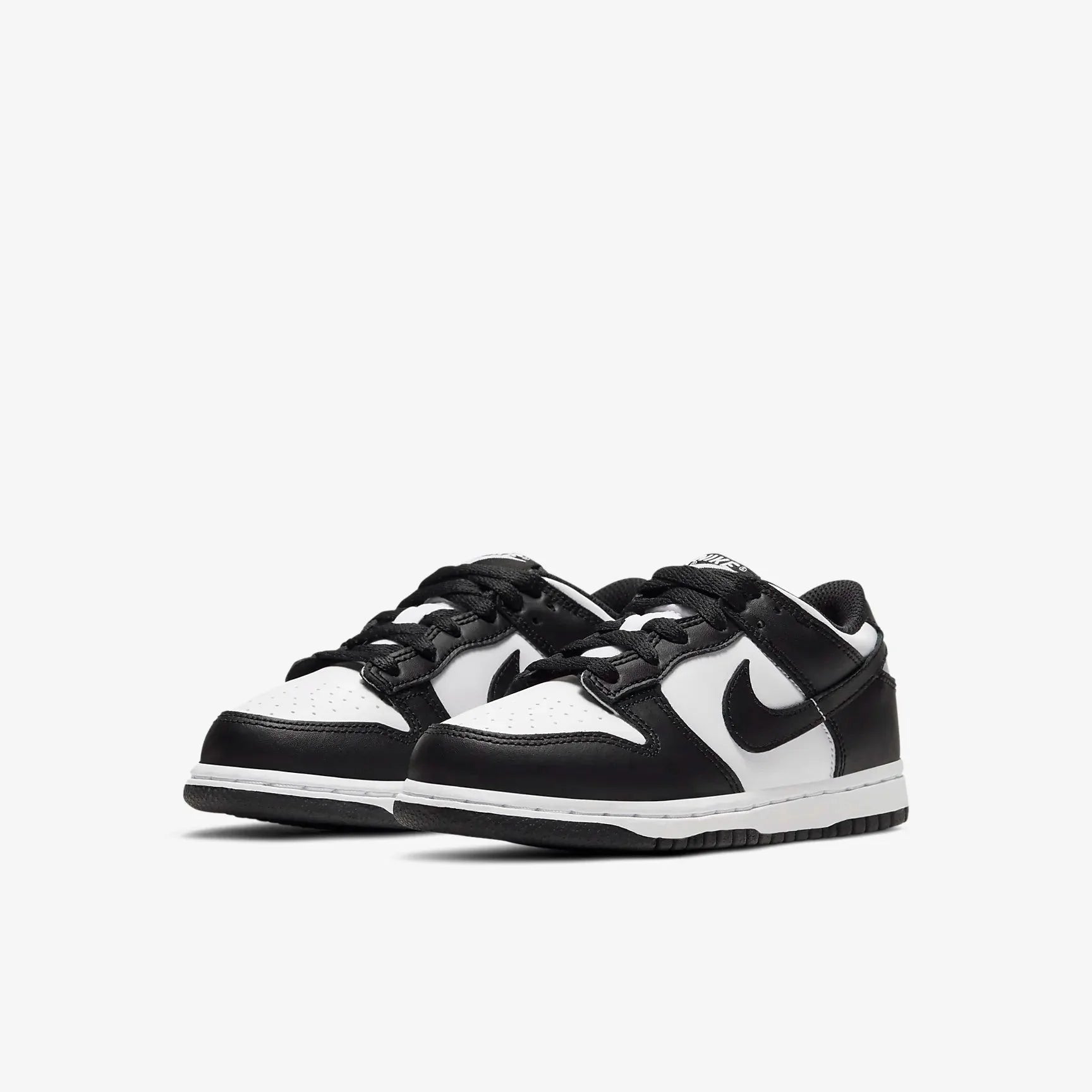 Nike Dunk Low 'Panda'