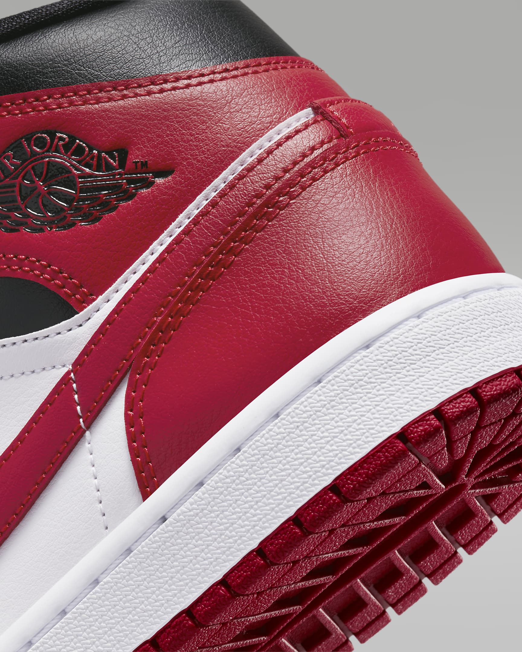 Air Jordan 1 Mid faux